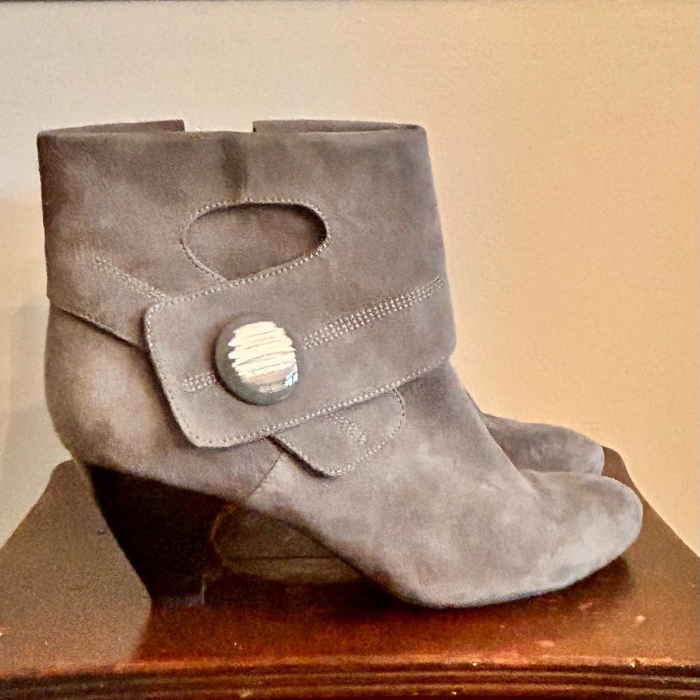 Ditto by Vaneli Grey Suede Ankle Booties